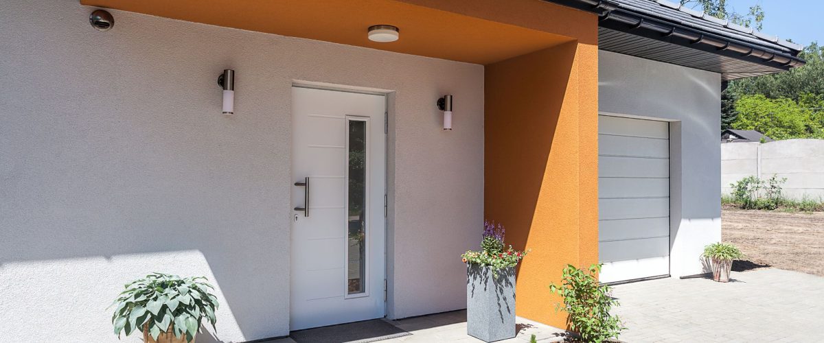 Fournisseur de portes d&rsquo;entr&eacute;e sur mesure et portes de garage sectionnelles pr&egrave;s de Saint-Louis et Colmar Wittenheim 0